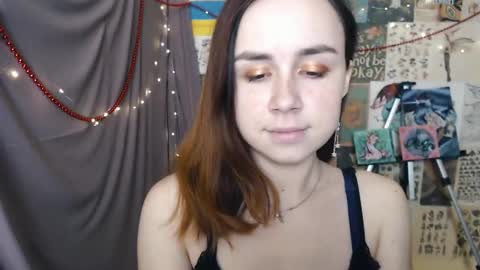 Snapshot of veryveryvery_shy chatting on 12-28-24, 09:42 veryveryvery_shy online show from 12-28-24, 09:42