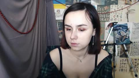 Snapshot of veryveryvery_shy chatting on 01-03-25, 06:33 veryveryvery_shy online show from 01-03-25, 06:33