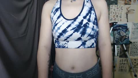 Snapshot of veryveryvery_shy chatting on 01-17-25, 06:57 veryveryvery_shy online show from 01-17-25, 06:57