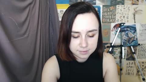 Snapshot of veryveryvery_shy chatting on 01-21-25, 06:43 veryveryvery_shy online show from 01-21-25, 06:43