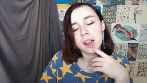 Snapshot of veryveryvery_shy chatting on 02-04-25, 06:46 veryveryvery_shy online show from 02-04-25, 06:46