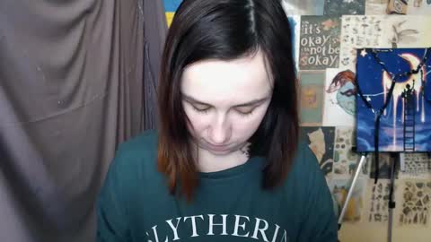 Snapshot of veryveryvery_shy chatting on 02-18-25, 10:38 veryveryvery_shy online show from 02-18-25, 10:38