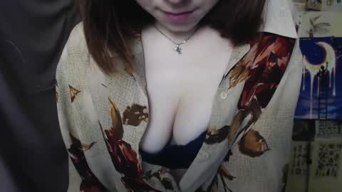 Snapshot of veryveryvery_shy chatting on 03-06-25, 06:52 veryveryvery_shy online show from 03-06-25, 06:52