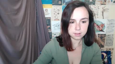 Snapshot of veryveryvery_shy chatting on 09-13-25, 05:40 veryveryvery_shy online show from 09-13-25, 05:40