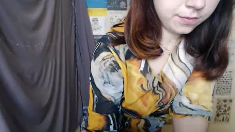 Snapshot of veryveryvery_shy chatting on 09-20-25, 05:19 veryveryvery_shy online show from 09-20-25, 05:19