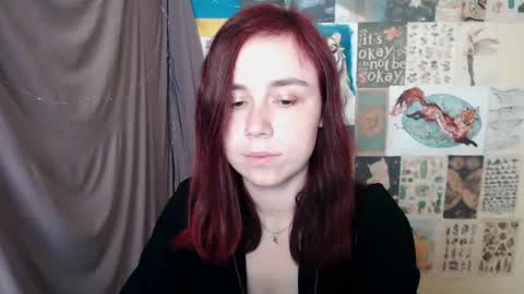 Snapshot of veryveryvery_shy chatting on 09-24-25, 05:22 veryveryvery_shy online show from 09-24-25, 05:22