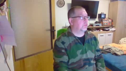 vetrelec321 online show from 01-02-25, 12:57