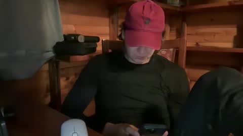 HendasWerout online show from 12-16-25, 04:39