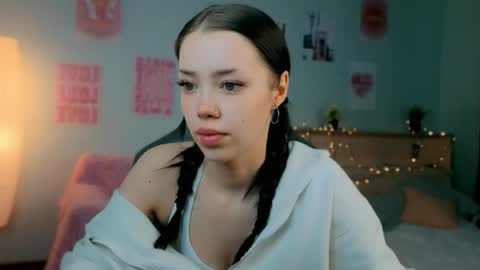 Lara Croft online show from 02-02-26, 05:06