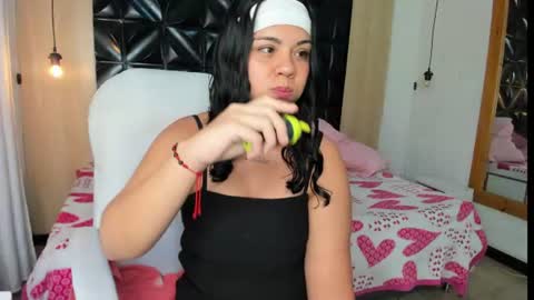 Vanesaa online show from 06-12-26, 10:30