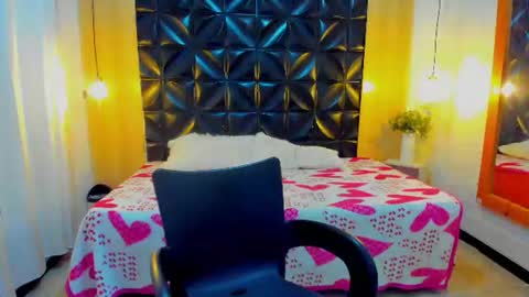 Vanesaa online show from 08-03-26, 10:57