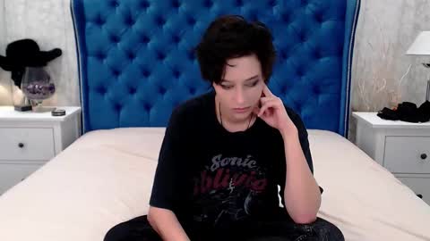 Via online show from 10-21-25, 08:48