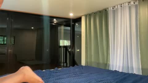 via_olala online show from 10-22-25, 04:02