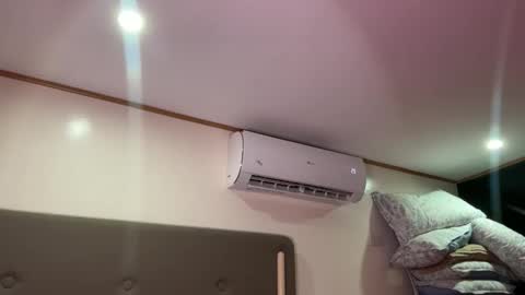 via_olala online show from 01-08-26, 10:28