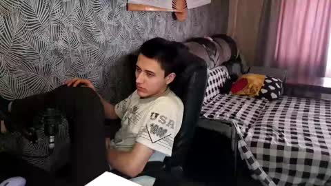 vialeras online show from 02-13-25, 07:24