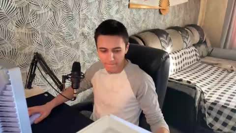 vialeras online show from 02-23-25, 09:55