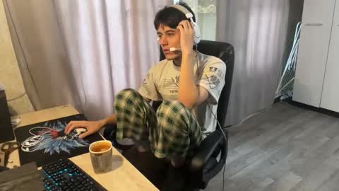 vialeras online show from 10-10-25, 05:17