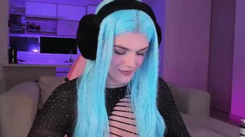 Viamel online show from 06-20-26, 02:25