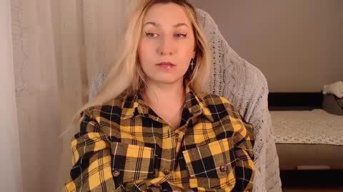 Snapshot of vibezgirl chatting on 01-22-25, 07:24 Amelia online show from 01-22-25, 07:24