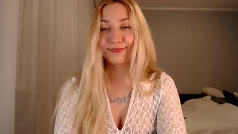 Snapshot of vibezgirl chatting on 03-02-25, 07:34 Amelia online show from 03-02-25, 07:34