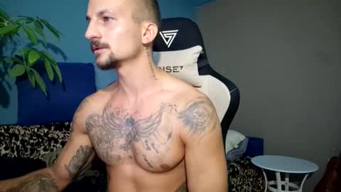 Snapshot of vicentiucalisthenics chatting on 09-17-25, 10:55 vicentiucalisthenics online show from 09-17-25, 10:55