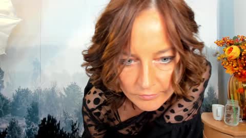 ViciousQueenu can call me Laura online show from 09-14-25, 05:23