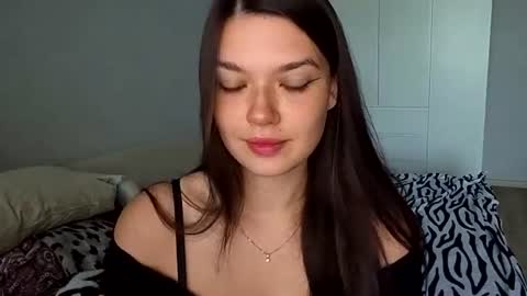 Lina online show from 06-23-26, 05:38