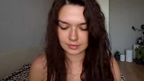 Lina online show from 06-29-26, 10:15