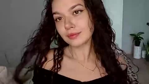 Lina online show from 07-14-26, 05:01