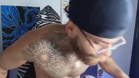 Snapshot of vickingcock7 chatting on 02-14-26, 04:31 vickingcock7 online show from 02-14-26, 04:31