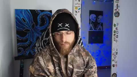 Snapshot of vickingcock7 chatting on 02-15-26, 05:04 vickingcock7 online show from 02-15-26, 05:04