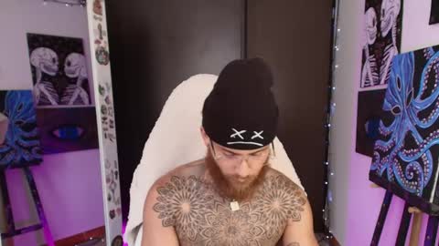 Snapshot of vickingcock7 chatting on 03-12-26, 06:47 vickingcock7 online show from 03-12-26, 06:47