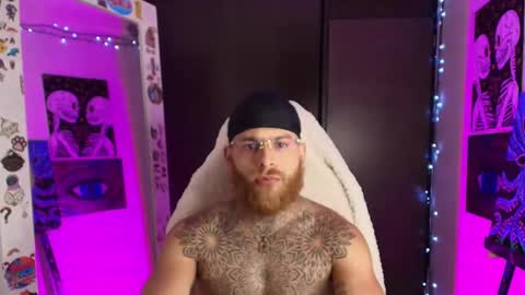 Snapshot of vickingcock7 chatting on 03-17-26, 07:23 vickingcock7 online show from 03-17-26, 07:23