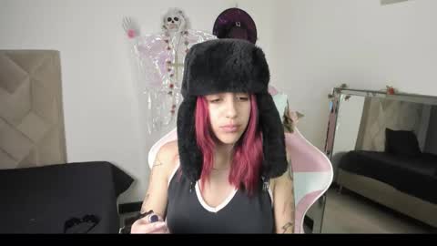 vicky_boop_ online show from 10-31-25, 01:45