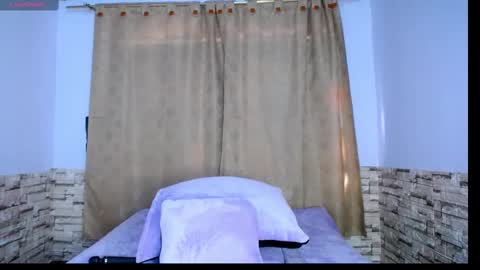 VICTORIA online show from 09-15-25, 02:39