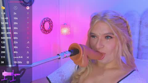 Snapshot of vicky_hot_x chatting on 02-02-25, 01:34 online show from 02-02-25, 01:34