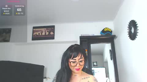 Vicky  online show from 04-28-26, 11:15