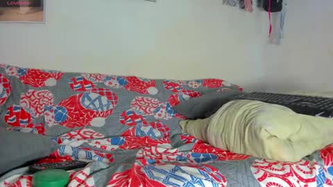 vicky manuela online show from 12-23-24, 12:19