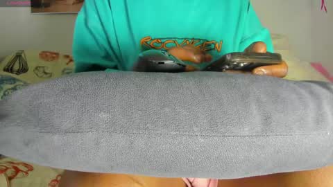 vicky manuela online show from 12-28-24, 10:14
