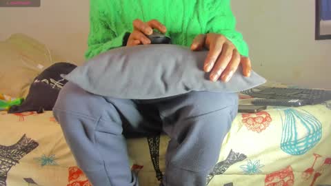 vicky manuela online show from 12-29-24, 11:29