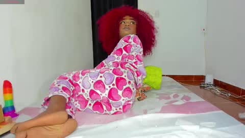 vicky manuela online show from 11-02-25, 12:46