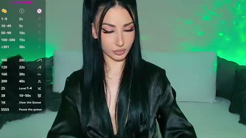 Snapshot of vickyboo chatting on 06-19-26, 12:59 Vicky Boo online show from 06-19-26, 12:59