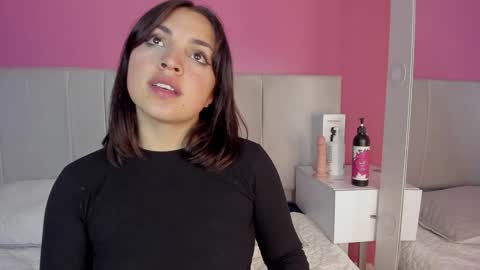  VickyBunny  online show from 01-12-25, 12:18