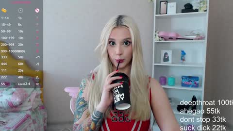 Snapshot of vickyfuckingdoll chatting on 12-30-24, 08:54 vickyfuckingdoll online show from 12-30-24, 08:54