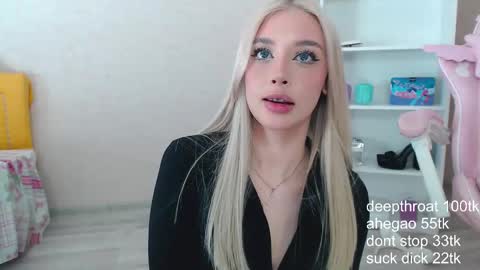 Snapshot of vickyfuckingdoll chatting on 02-26-25, 04:45 vickyfuckingdoll online show from 02-26-25, 04:45