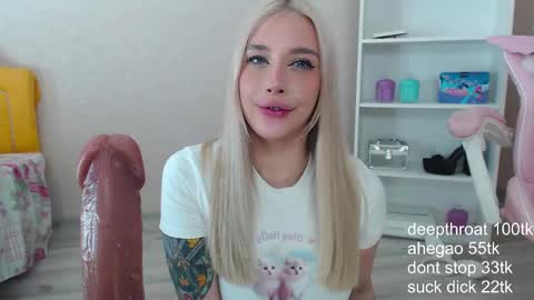 Snapshot of vickyfuckingdoll chatting on 02-26-25, 07:49 vickyfuckingdoll online show from 02-26-25, 07:49