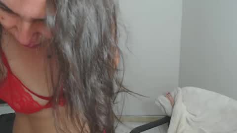 vickyjuice1 online show from 01-28-25, 12:05