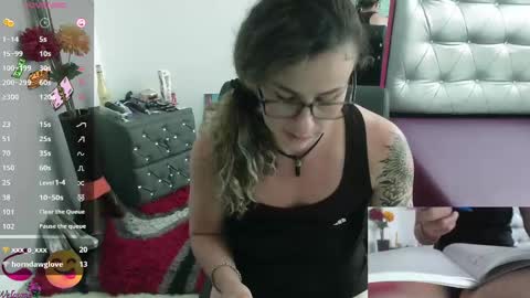 Valentina online show from 02-19-25, 07:38