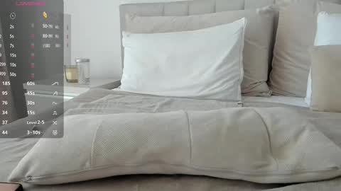 Victoria online show from 11-22-25, 10:14