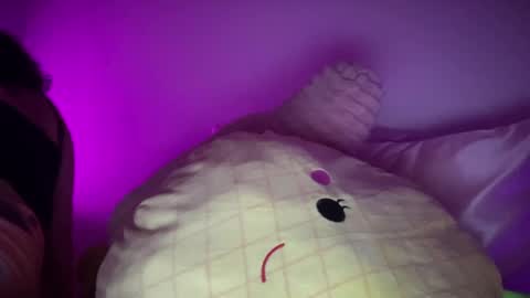 Snapshot of vickyyyx chatting on 03-10-25, 04:07 Goddess Victory online show from 03-10-25, 04:07